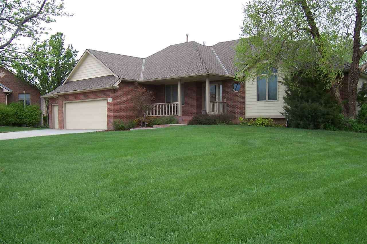 Open and bright with neutral decor, all interior and exterior new paint.  See attached list.  Oak mi