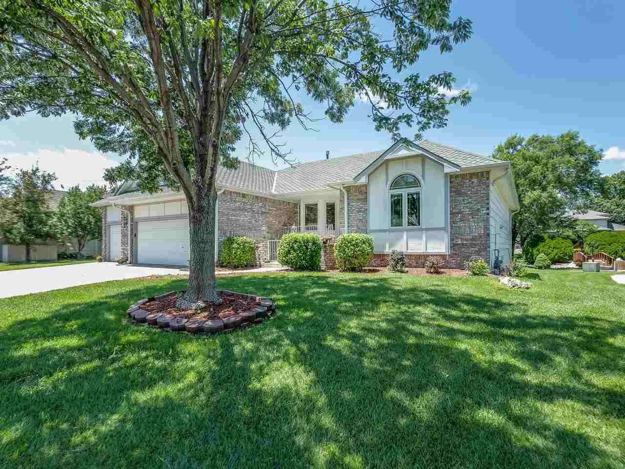 This beautiful Ashley Park home is move in ready.  As you enter the home you will appreciate the gra